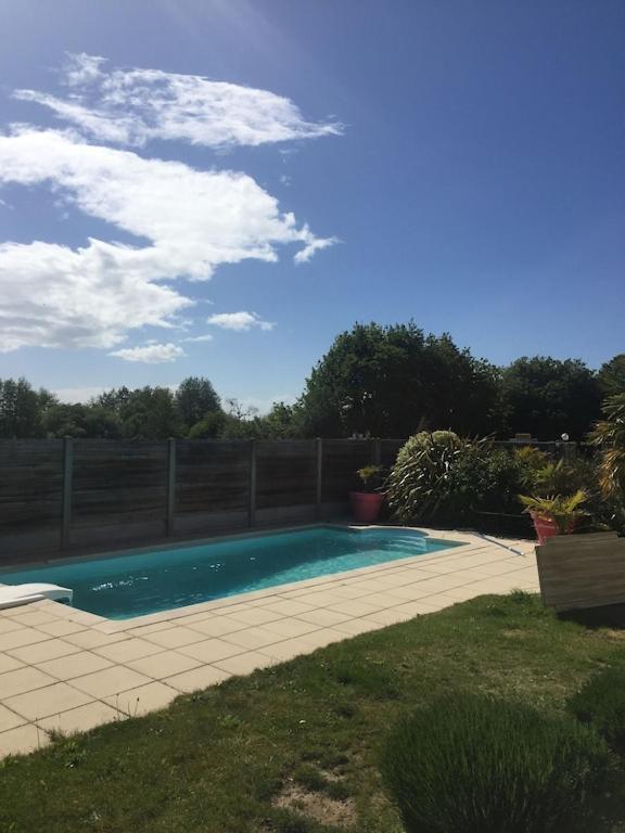 Maison Moderne Avec Piscine Chauffee Dans La Baie Du Mont St Michel 200M2 Yquelon Luaran gambar