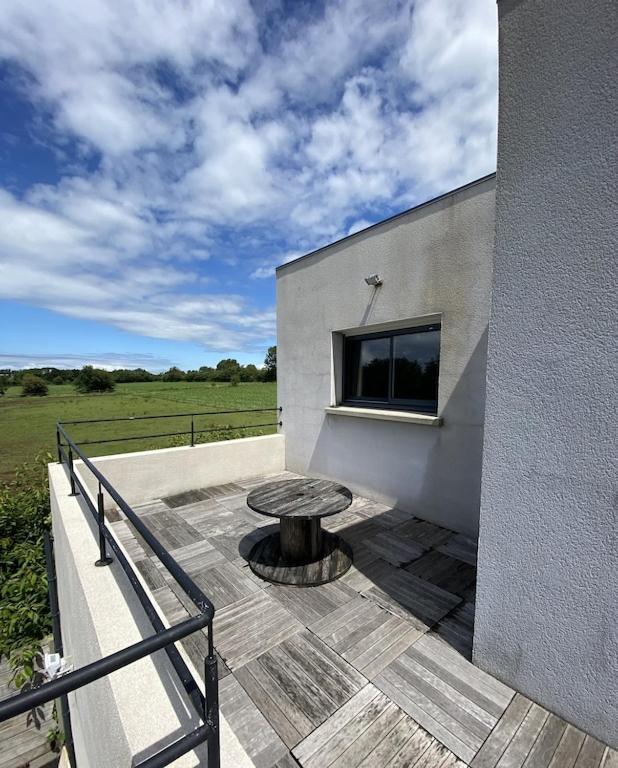 Maison Moderne Avec Piscine Chauffee Dans La Baie Du Mont St Michel 200M2 Yquelon Luaran gambar
